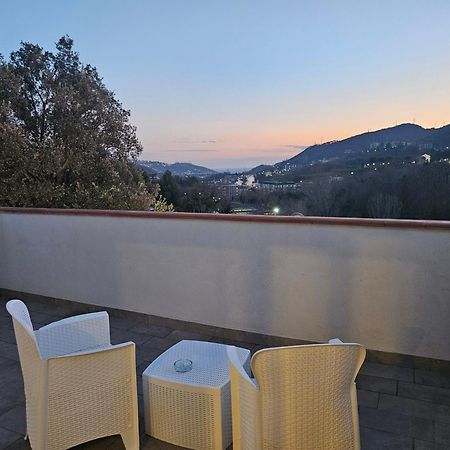 Setteabbracci Suite & Apartments Baronissi Bagian luar foto