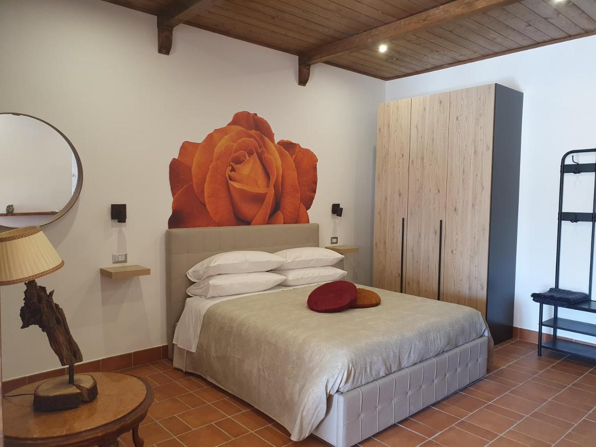 Setteabbracci Suite & Apartments Baronissi Bagian luar foto