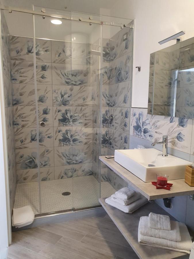 Setteabbracci Suite & Apartments Baronissi Bagian luar foto