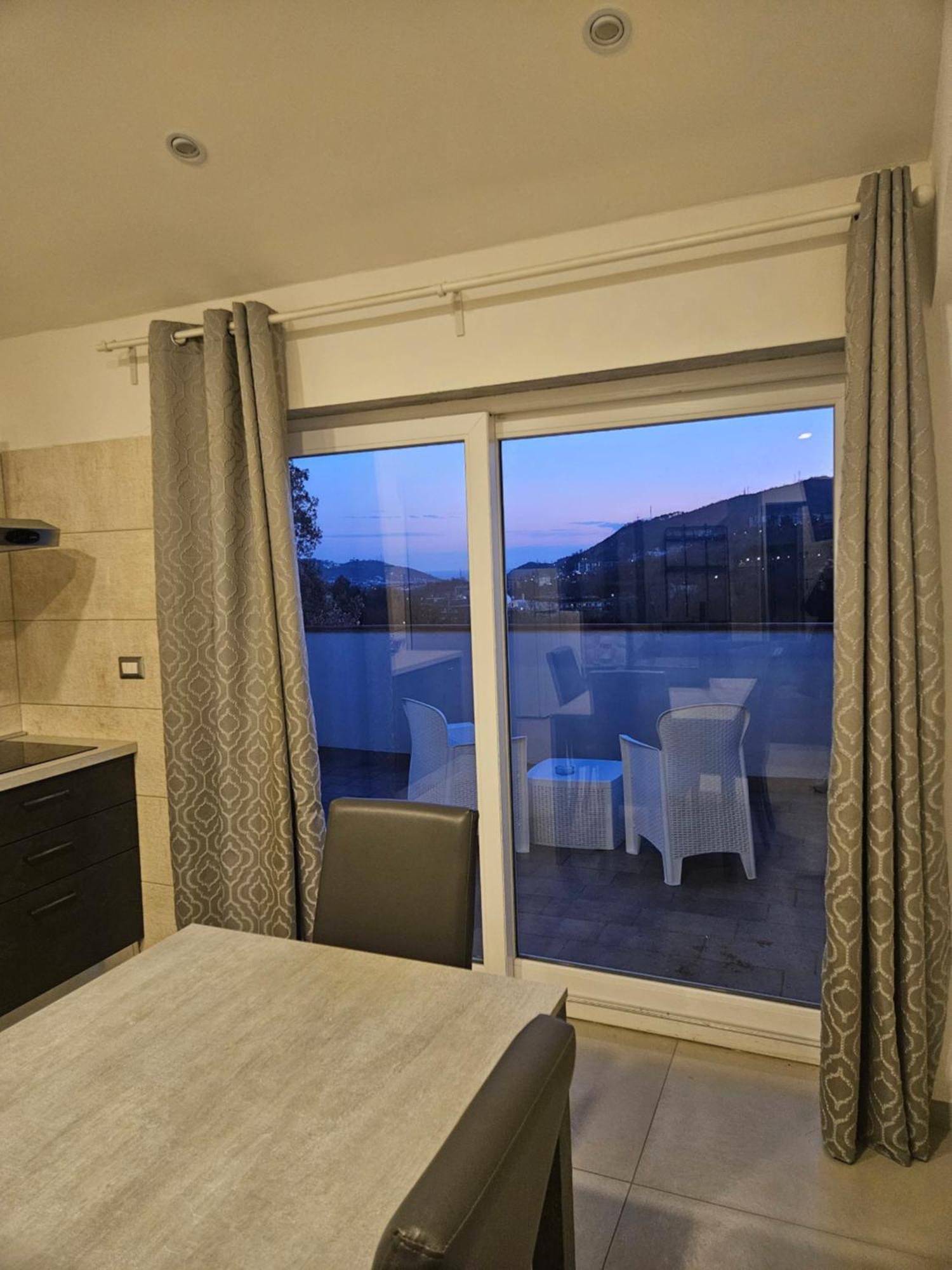 Setteabbracci Suite & Apartments Baronissi Ruang foto