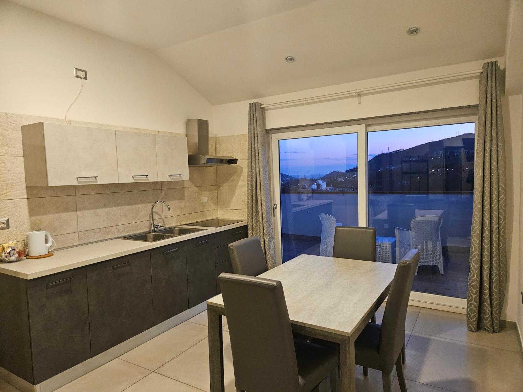 Setteabbracci Suite & Apartments Baronissi Ruang foto